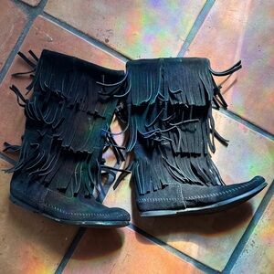 Minnetonka Dark Moccasins with Fringe